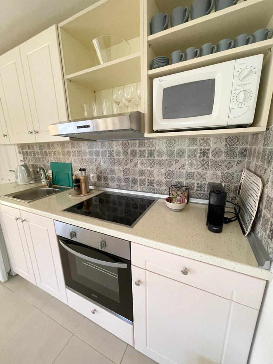 Nostrana Village Apartments Koskinou  ห้อง รูปภาพ