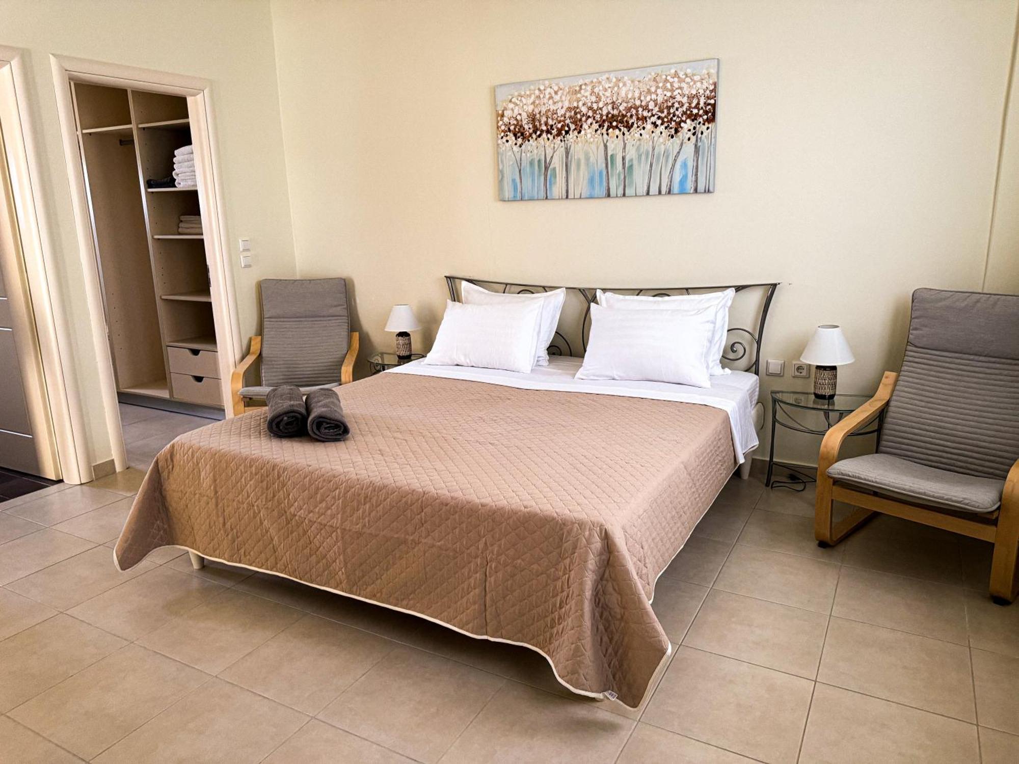 Nostrana Village Apartments Koskinou  ภายนอก รูปภาพ